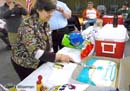 Mical-cutting-cake